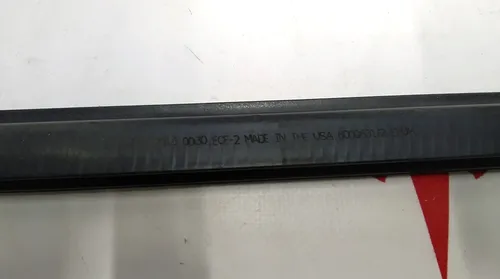 3 Ущільнювач скла внутрішній двері задніх лівих Tesla model S, model S REST 1038407-00-A