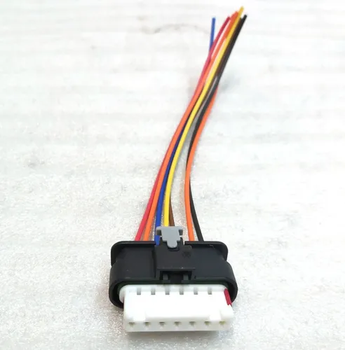 Роз'єм (фішка) радара 6189-7895 7 pin Tesla model REST, model X, model 3, model Y 1108647-00-D