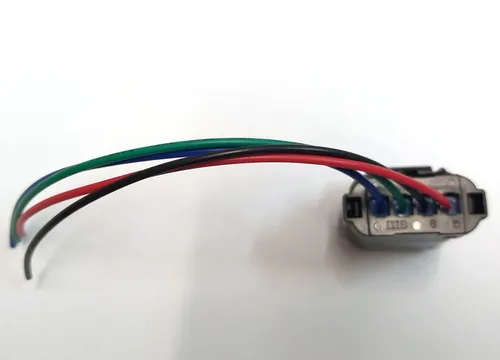 Złącze przewodów zacisku hamulcowego (4-pinowe) Tesla model S, model S REST, model X 1004430-01-M