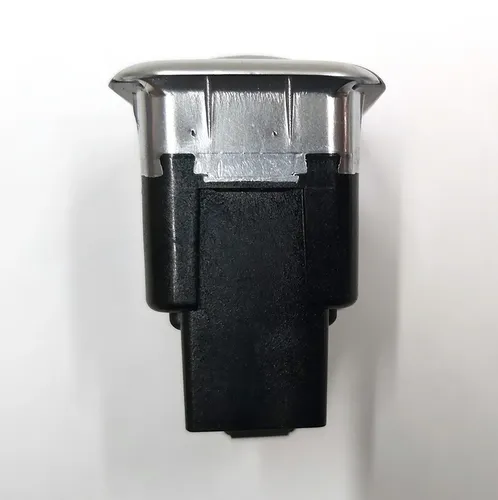 8 第三排座椅和行李箱盖按钮 Tesla model S, model S REST 6008902-00-A