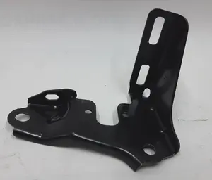 Sitzhalterung 2. Reihe rechts Tesla Model S 1006863-00-B