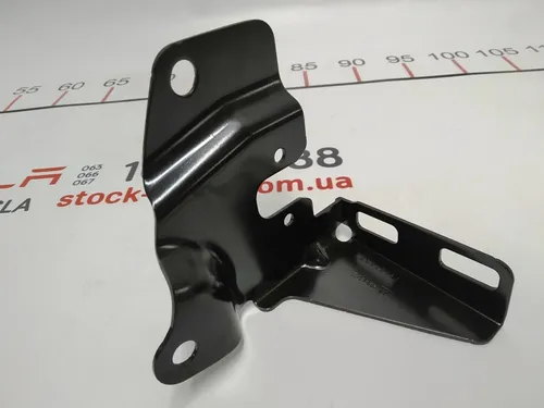 9 第二排座椅支架右四轮驱动 Tesla Model S、Model S REST 1006863-00-B