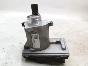 Електродвигун рульової рейки з блоком керування з пошкодженням Tesla Model 3, Model Y 1044831 1044832