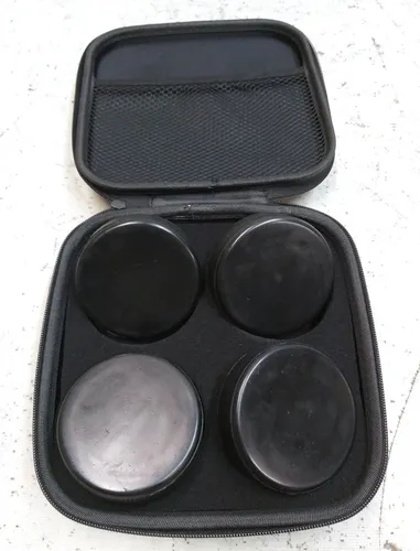 Sada podpěr zvedacího zvedáku 4 kusů (Jack Pad) v pouzdře Tesla všechny modely